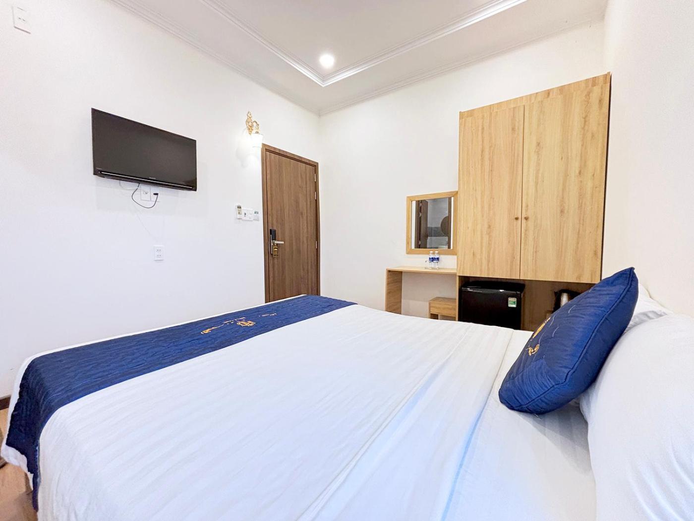 Huy Dat Hotel Фантхьет Экстерьер фото